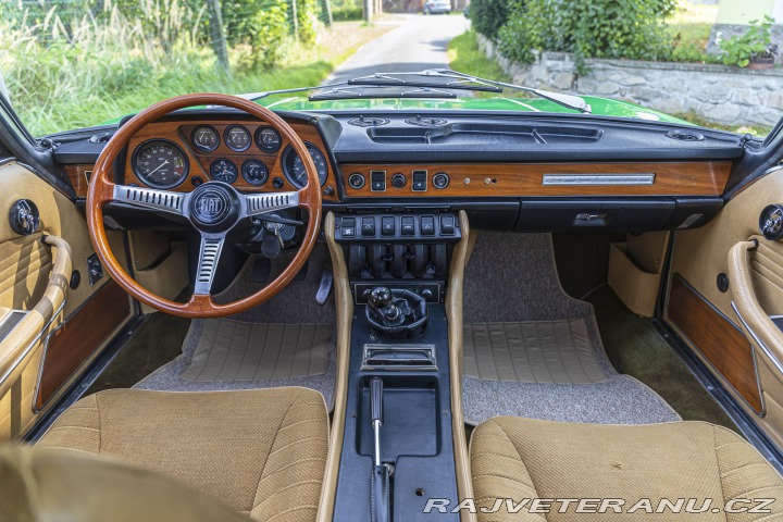 Fiat Dino 2400 1971