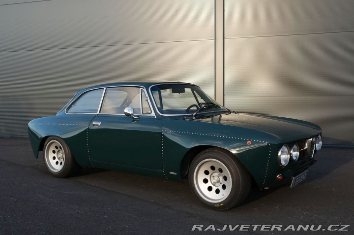 Alfa Romeo GT  1976