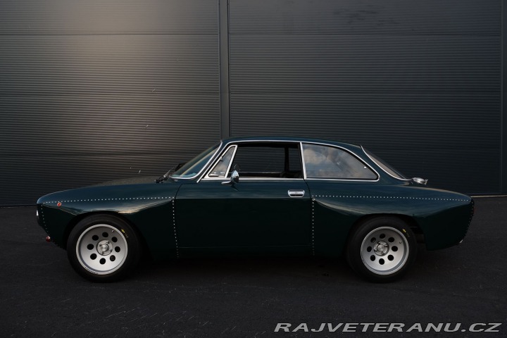 Alfa Romeo GT  1976