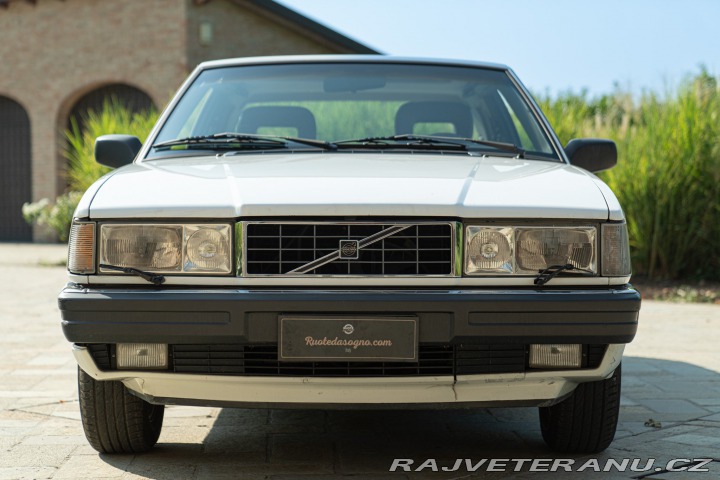 Volvo 780 Coupé TURBO BERTONE 1986