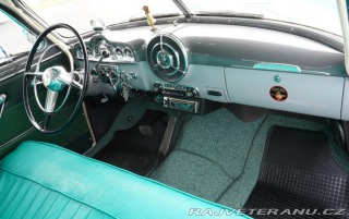 Pontiac Chieftain Silver Streak 1949
