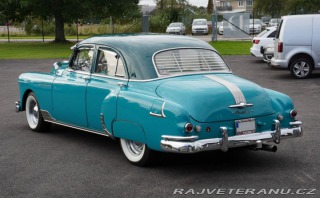Pontiac Chieftain Silver Streak 1949