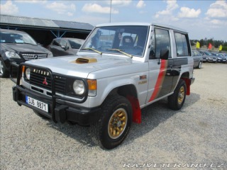 Mitsubishi Pajero 2,5 TD 70w DAKAR 1990
