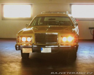 Ford LTD Country squire 1976