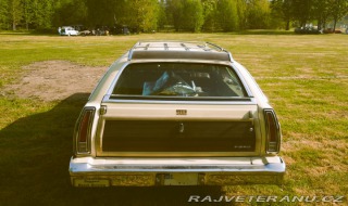 Ford LTD Country squire 1976