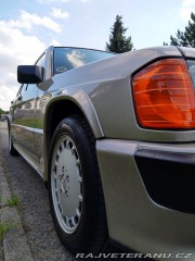 Mercedes-Benz 190 2.5-16 1989