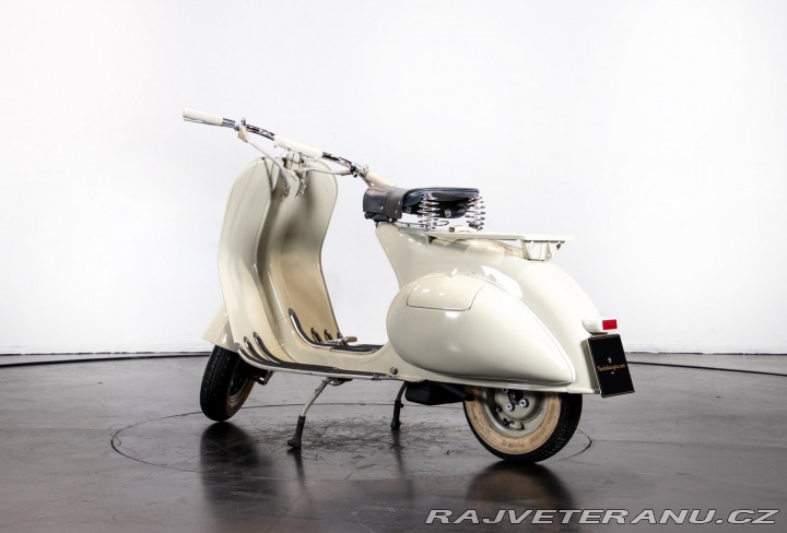Piaggio Vespa 125 1953