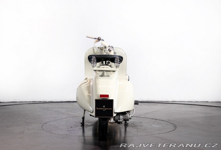 Piaggio Vespa 125 1953