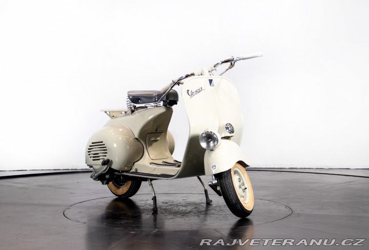 Piaggio Vespa 125 1953