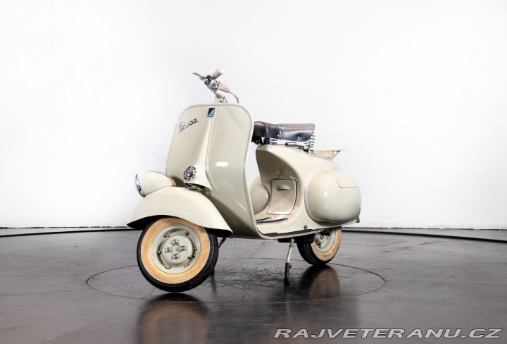 Piaggio Vespa 125 1953