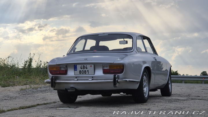 Alfa Romeo 2000 GT Veloce 1972