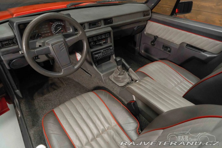 Ostatní značky Ostatní modely Reliant Scimitar 1800 Ti 1987