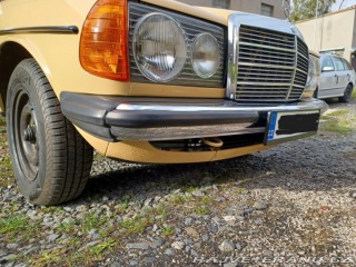 Mercedes-Benz 250 w123 1980
