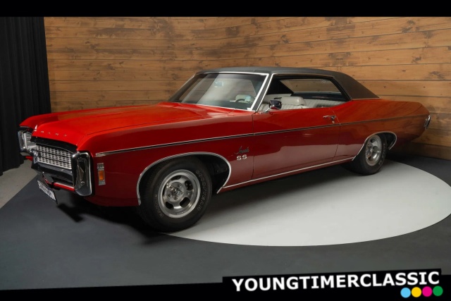 Chevrolet Impala 