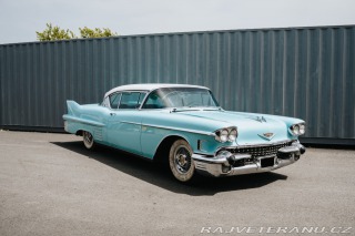 Cadillac DeVille 1958 Coupe mezisérie…