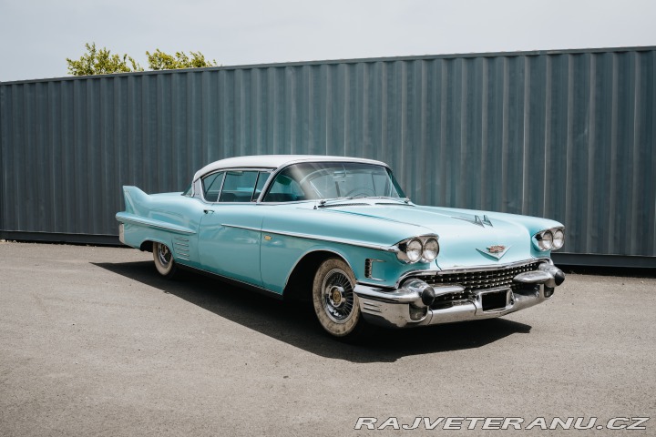 Cadillac DeVille 1958 Coupe mezisérie… 1958