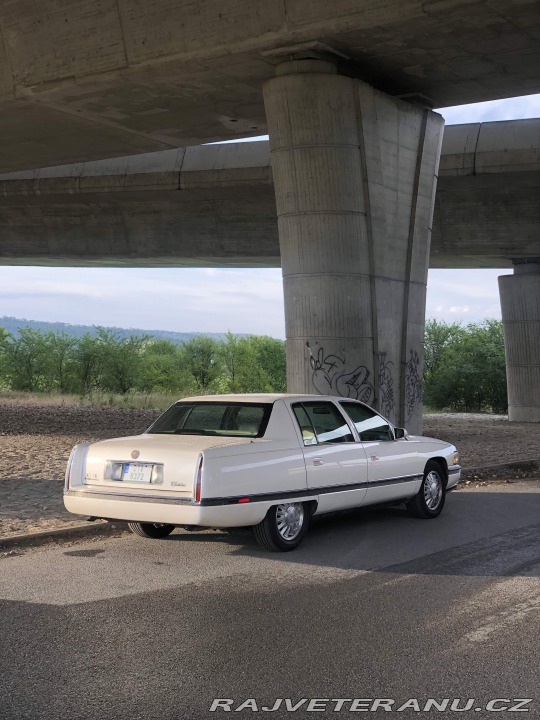 Cadillac DeVille Concours 1994