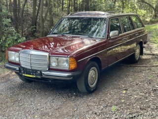 Mercedes-Benz 240 TD S123 1983