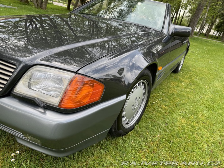 Mercedes-Benz SL R129 1993