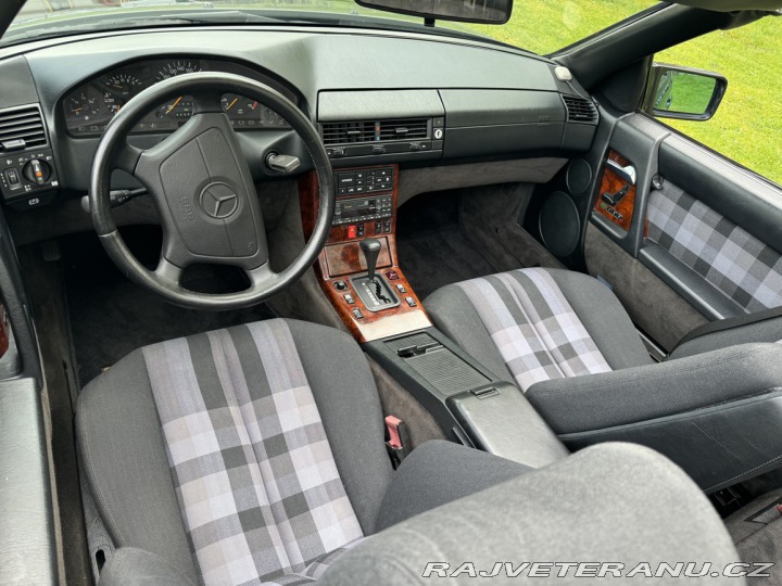 Mercedes-Benz SL R129 1993