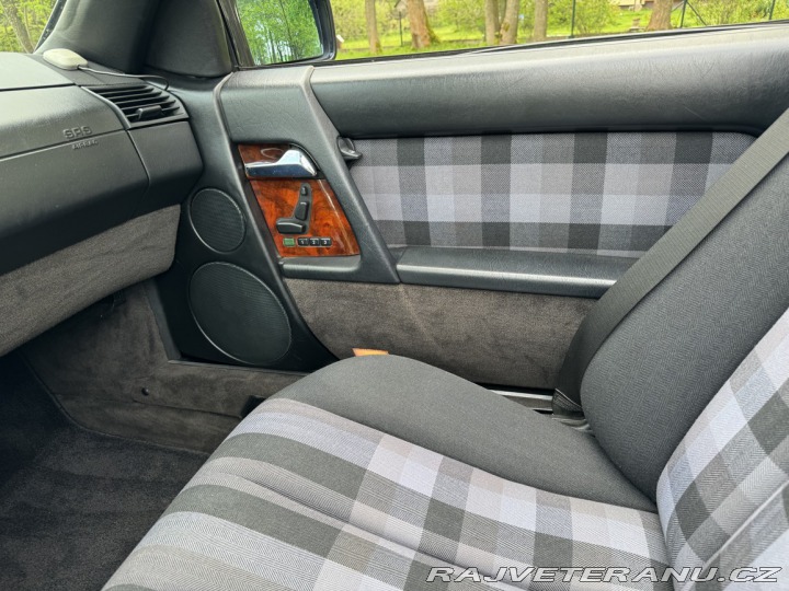 Mercedes-Benz SL R129 1993