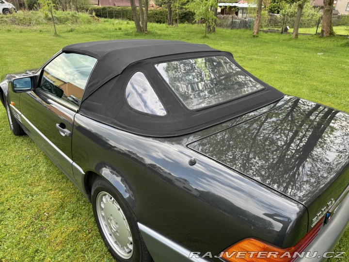 Mercedes-Benz SL R129 1993