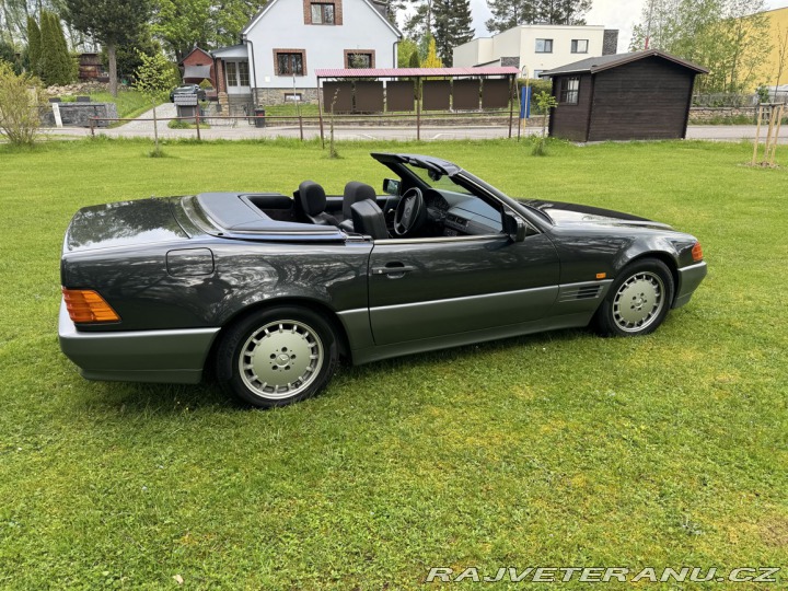 Mercedes-Benz SL R129 1993