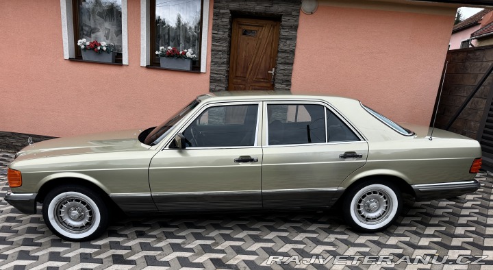 Mercedes-Benz S W126 SE280 1981