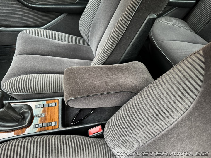 Mercedes-Benz S W126 SE280 1981