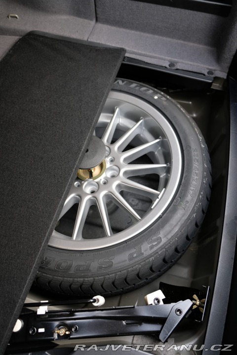 BMW 5 e39 2002