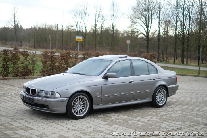 BMW 5 e39 2002
