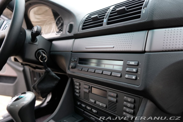 BMW 5 e39 2002