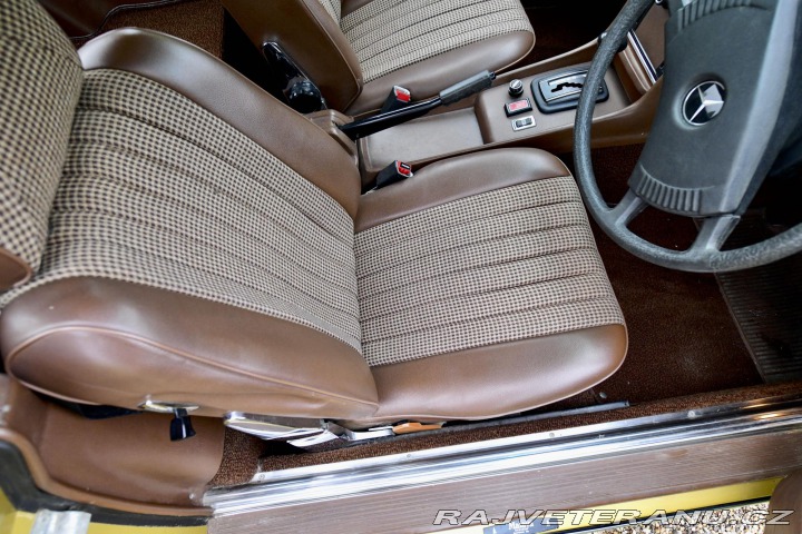 Mercedes-Benz 350 SL 1977