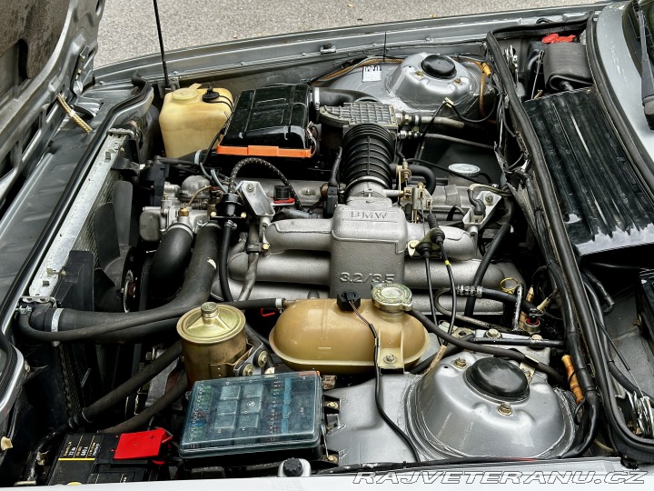 BMW 6 E24 635CSi 1984