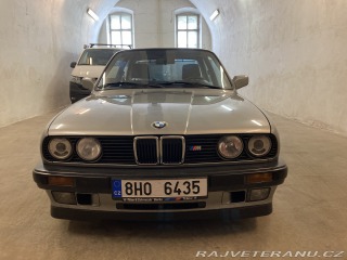 BMW 3 E30