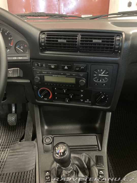 BMW 3 E30 1989