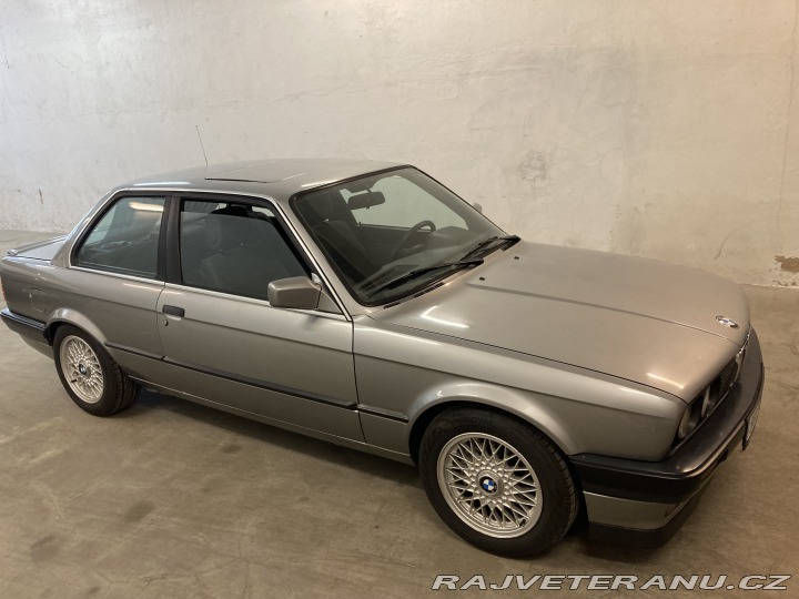BMW 3 E30 1989