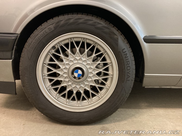 BMW 3 E30 1989