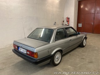 BMW 3 E30 1989