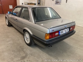 BMW 3 E30 1989