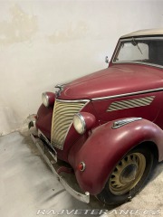 Ford Eifel cabrio + dva motory, díly