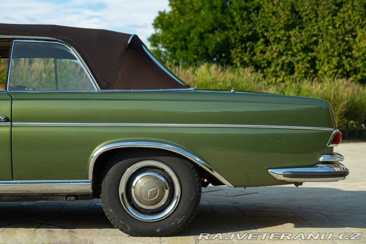 Mercedes-Benz 220 SE CABRIOLET 1964