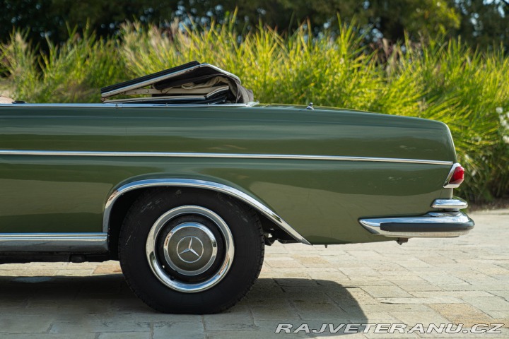Mercedes-Benz 220 SE CABRIOLET 1964