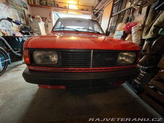 Škoda 105 L 1984