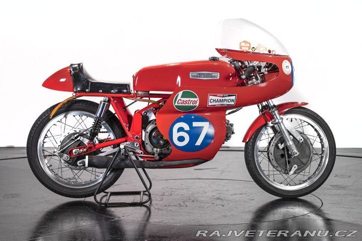 Ostatní značky Ostatní modely Aermacchi-Harley Davidson 350 Ala doro 1969