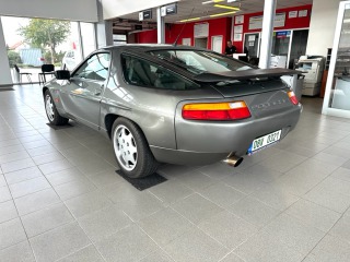 Porsche 928 s4 1987
