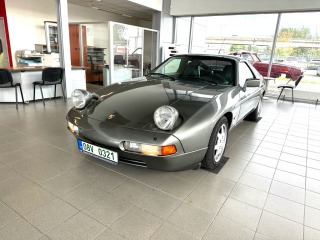 Porsche 928 s4 1987