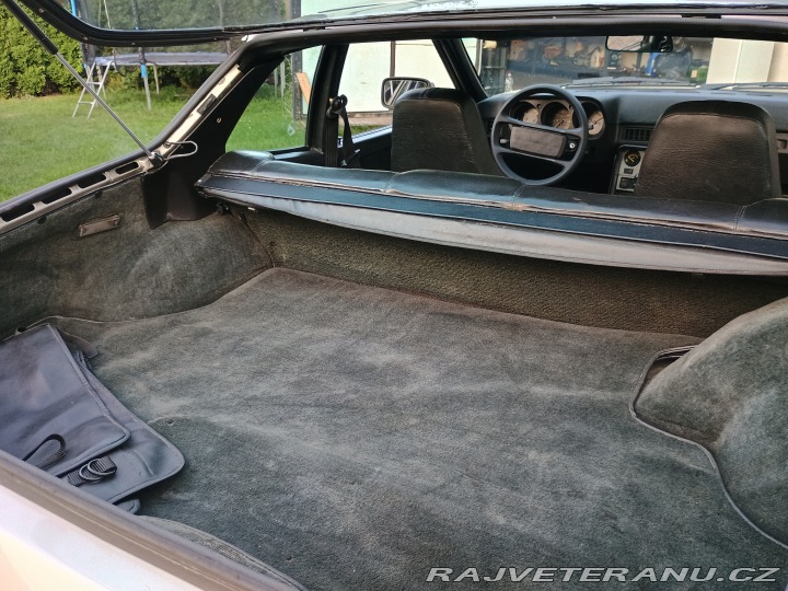 Porsche 944 Targa 1983