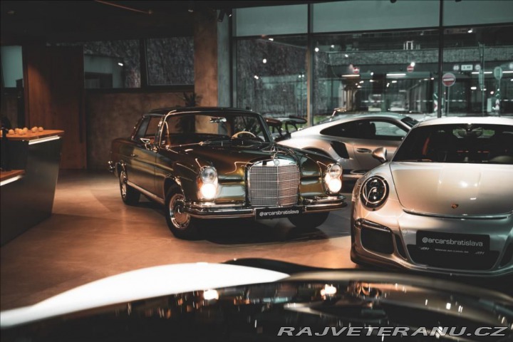 Mercedes-Benz 250 BR 250 SE/C COUPE, 1966, 1800