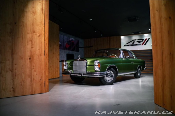 Mercedes-Benz 250 BR 250 SE/C COUPE, 1966, 1800